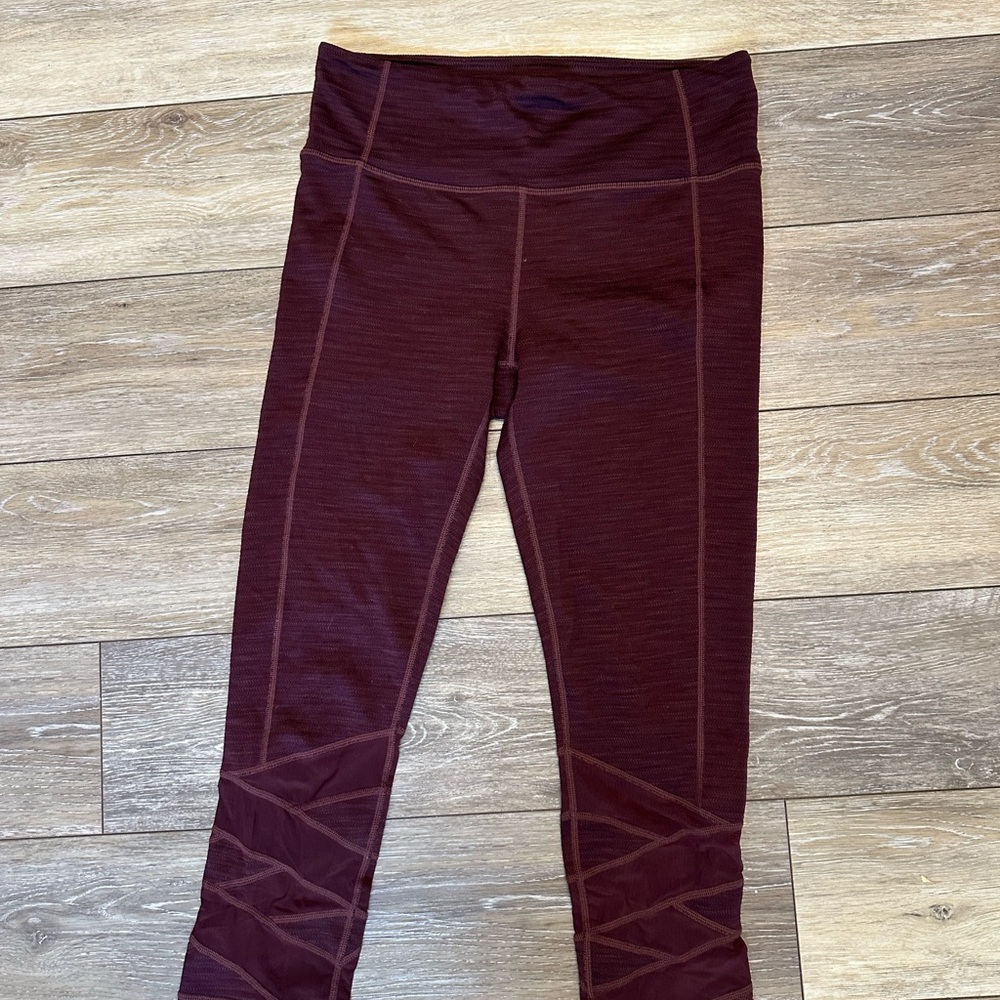 Athleta Mantra Cropped Leggings